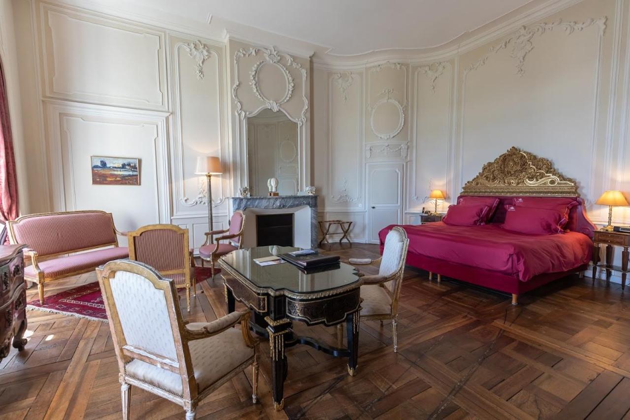 Château de Mercuès Esterno foto